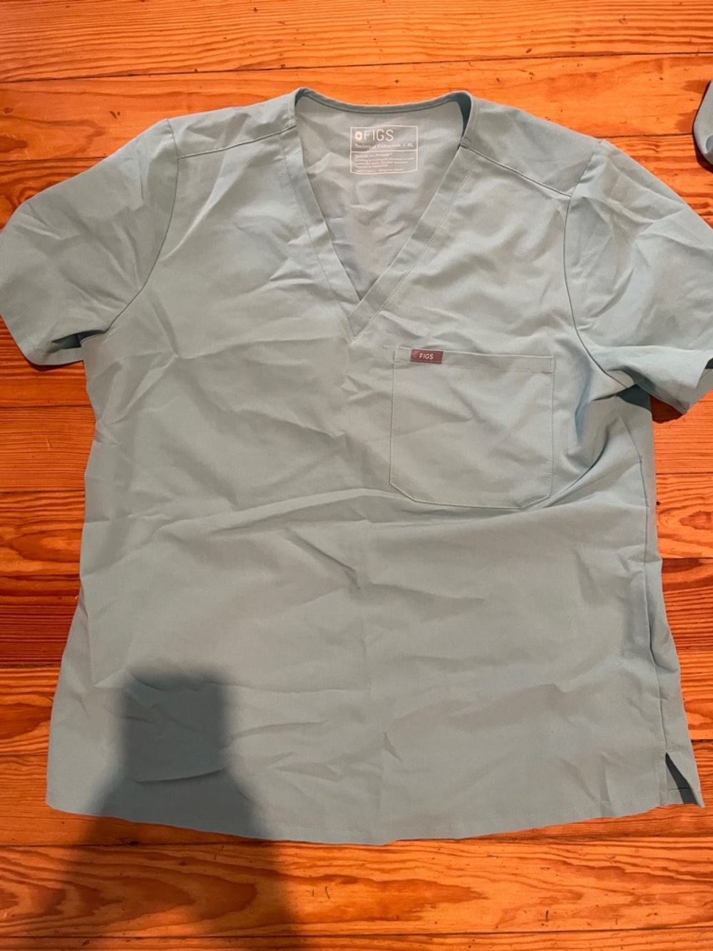 Figs Women’s V-Neck Scrub Top in Sage